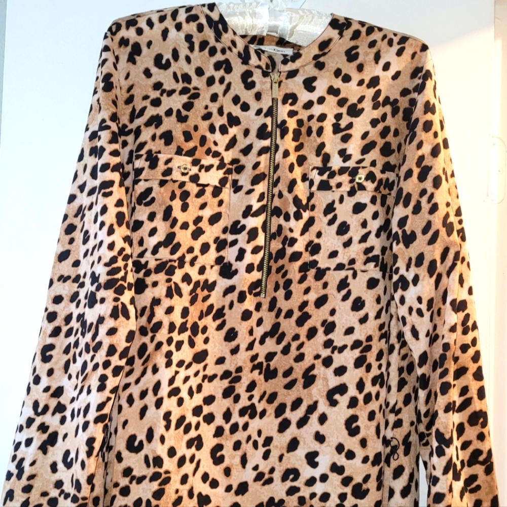 Long sleeve animal print Calvin Klein blouse
